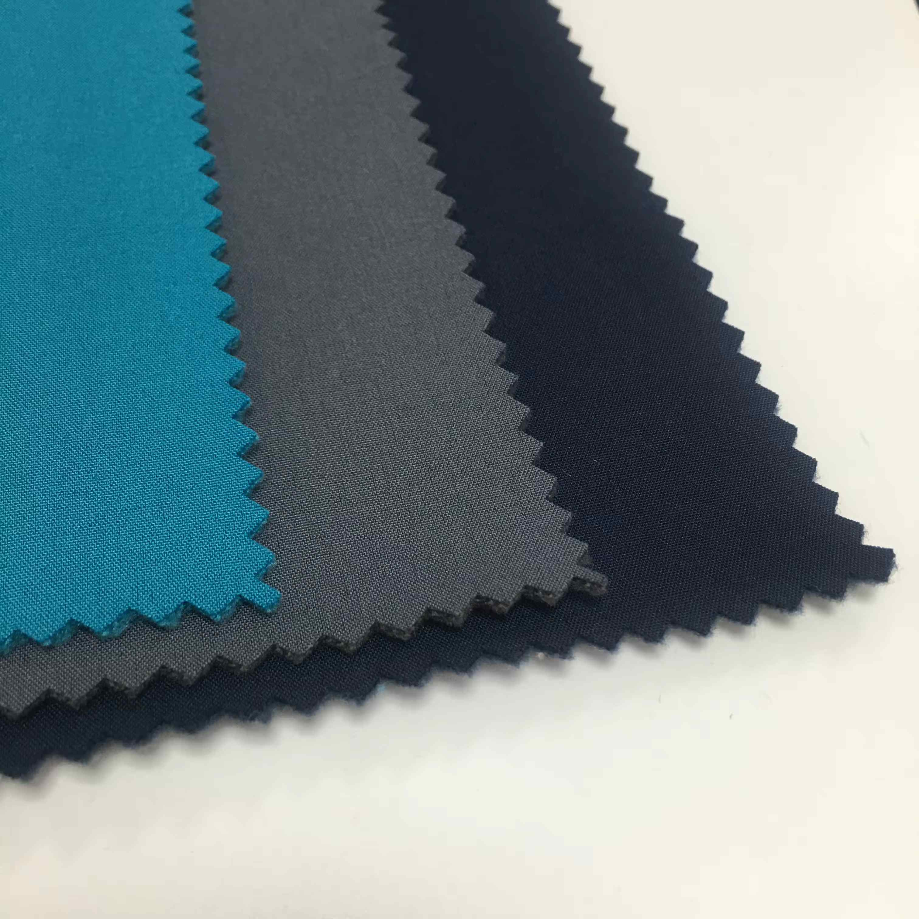 Beautiful Hot Sale 4 way stretch bonded with TPU with polar fleece 100D 96%polyester 4% spandex 320GSM jacket fabrics